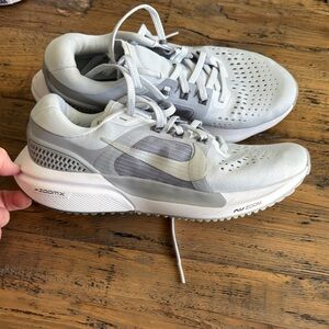 Nike ZoomX Sneakers in Light Gray